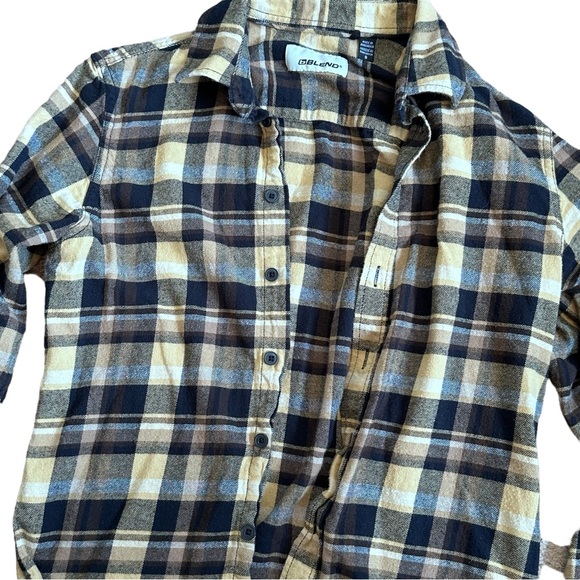 Blend • Flannel Button Down • Small - Picture 3 of 4